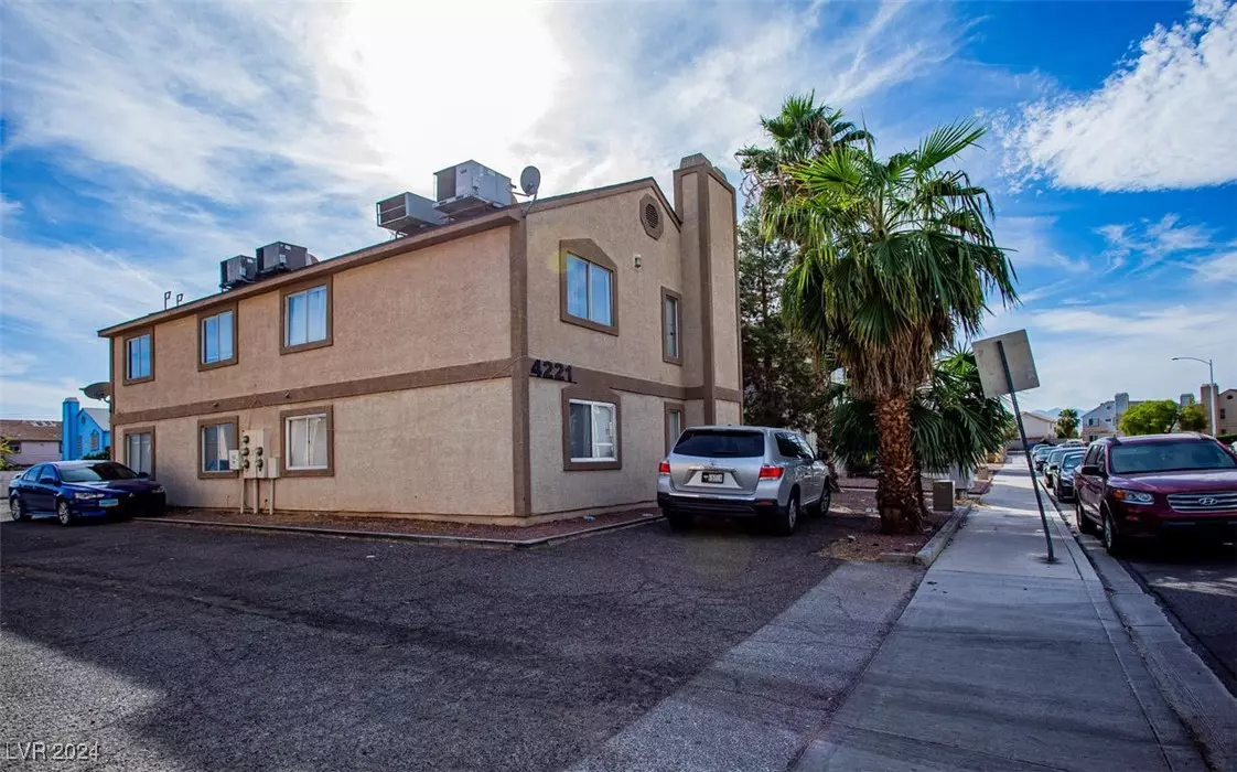 Las Vegas, NV 89110,4221 Middlesex AVE