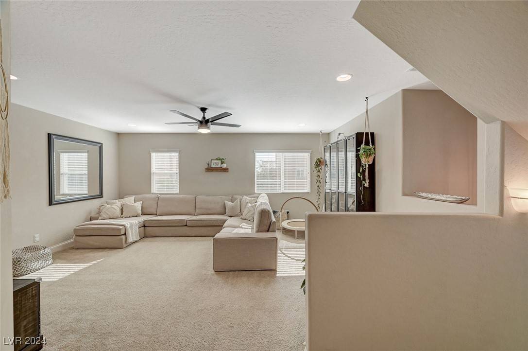Las Vegas, NV 89129,10544 Shiny Skies DR