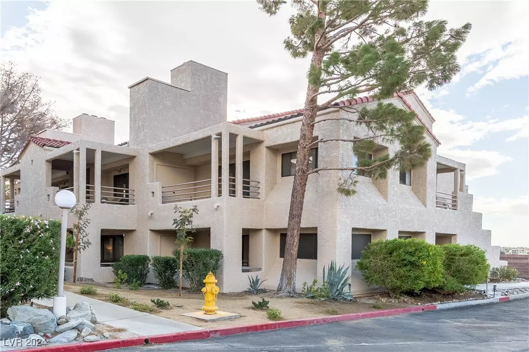 Laughlin, NV 89029,3859 Desert Marina DR #257