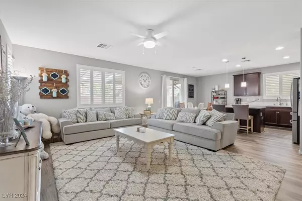 7404 Amesbury ST, Las Vegas, NV 89113