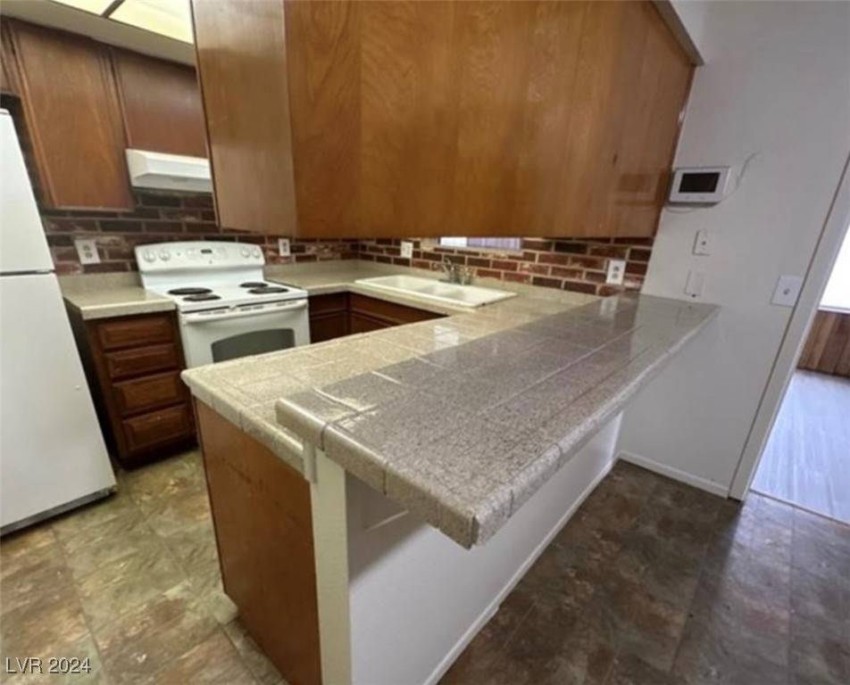 North Las Vegas, NV 89030,309 Rossmoyne AVE