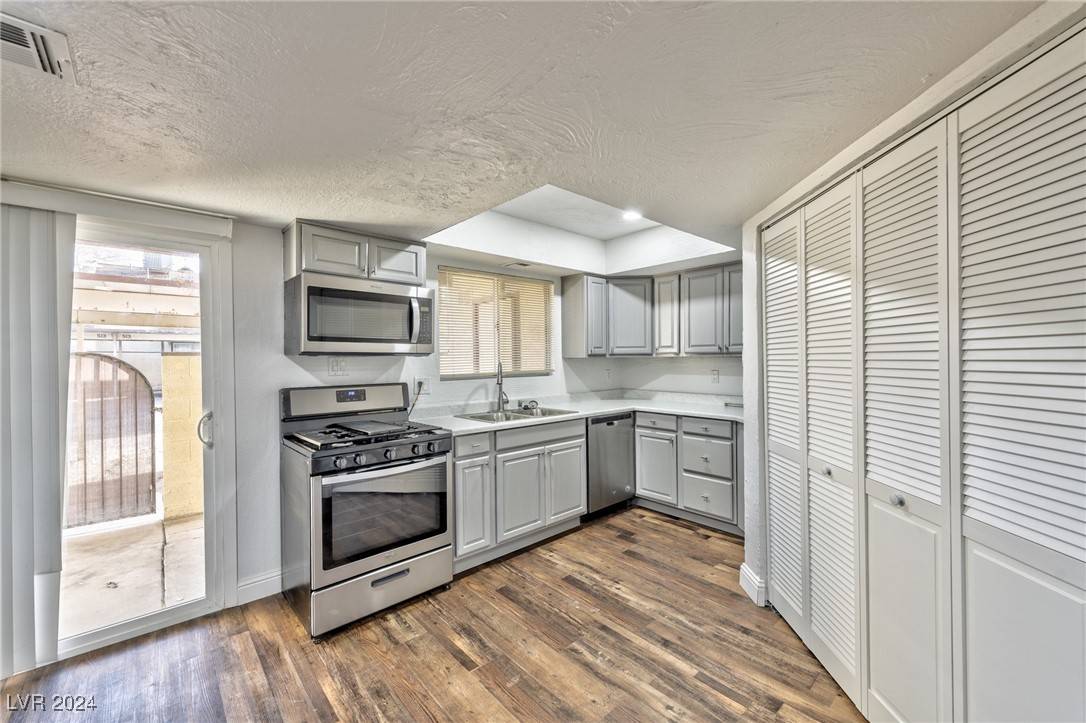 Henderson, NV 89011,523 Kristin LN