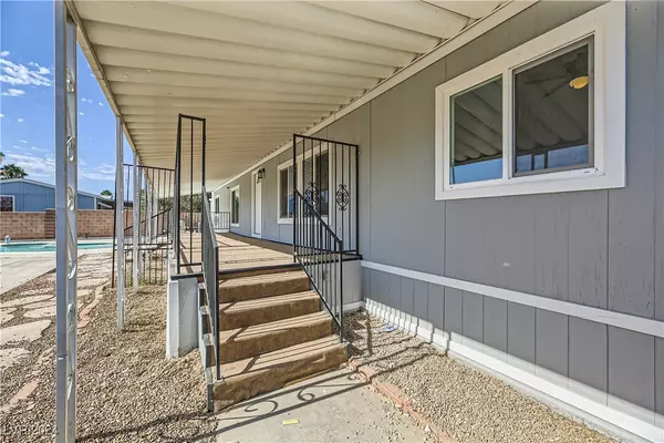 Las Vegas, NV 89108,4240 Carnation LN