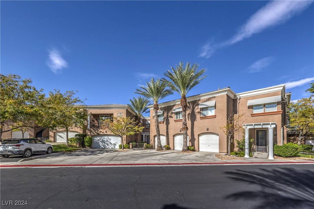 Las Vegas, NV 89134,805 Dana Hills CT #202