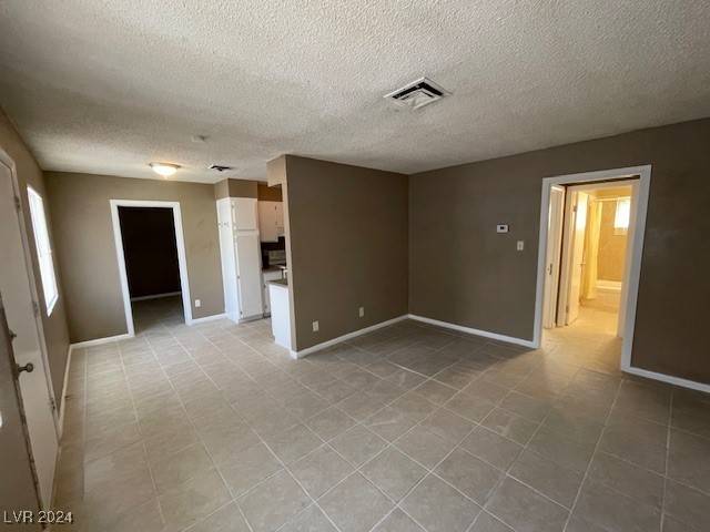 Las Vegas, NV 89101,2516 E Mesquite AVE