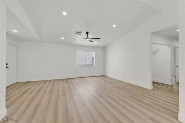 North Las Vegas, NV 89032,3244 Idaho Springs ST