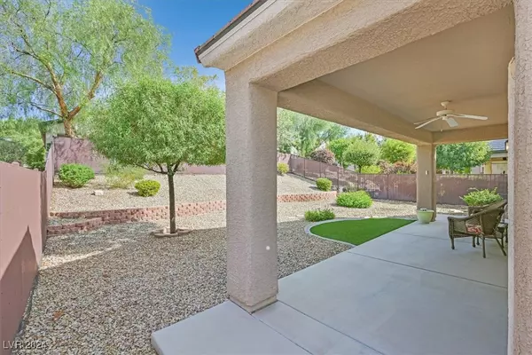 Henderson, NV 89044,2412 Cosmic Ray PL