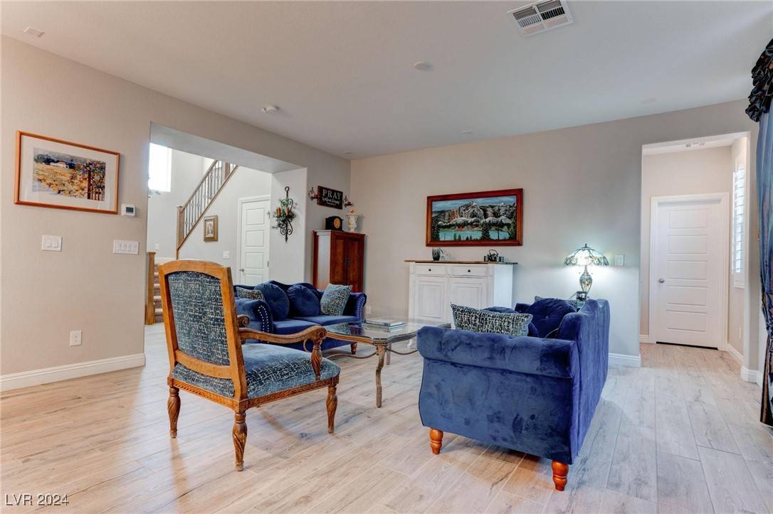 Las Vegas, NV 89166,10290 Western Pine AVE