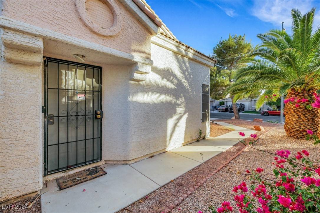 Las Vegas, NV 89119,1970 Glistening Sands DR