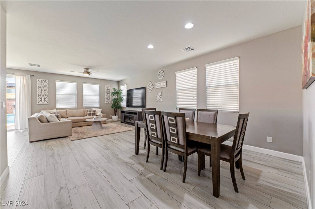 North Las Vegas, NV 89081,5746 Colbert ST