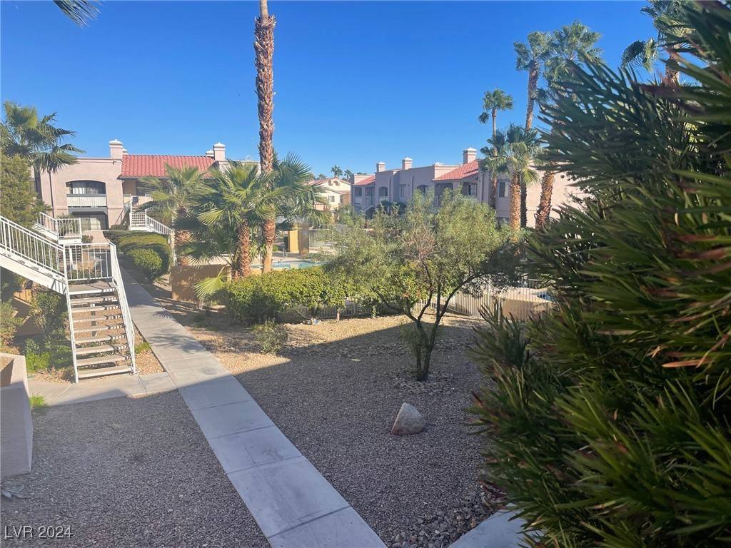 Las Vegas, NV 89118,5158 S Jones BLVD #208
