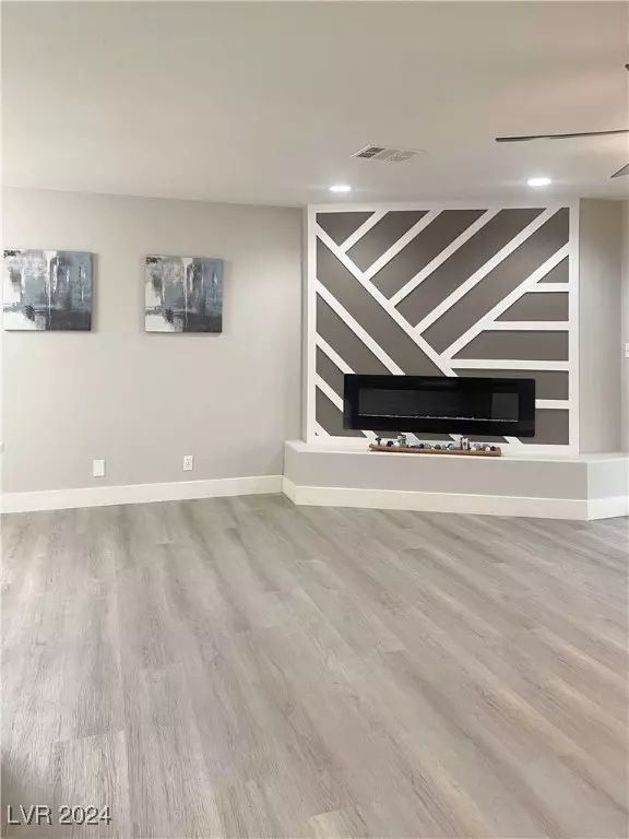 Las Vegas, NV 89107,6304 Shawnee AVE