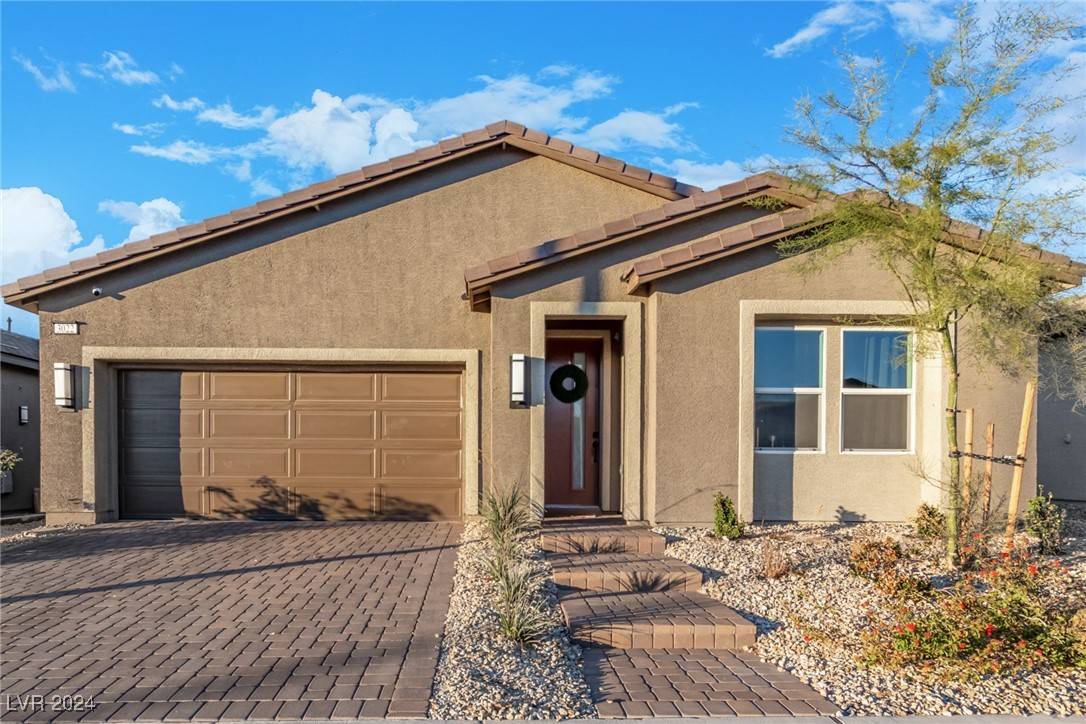 3022 Risen Star RD, North Las Vegas, NV 89086