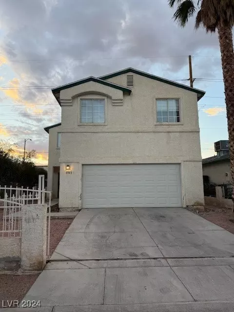 3923 Via Lucia DR, Las Vegas, NV 89115