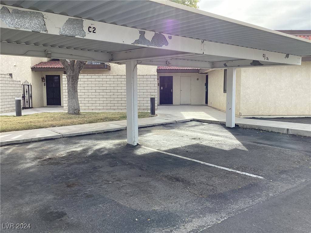 Pahrump, NV 89048,781 E Bourbon ST #1