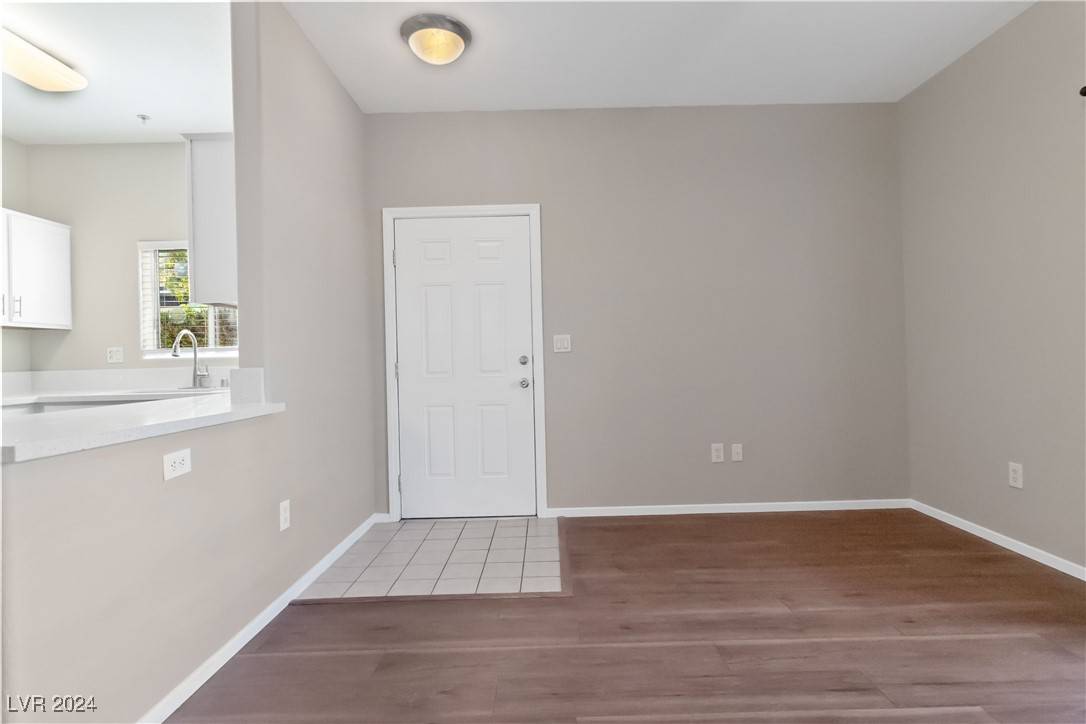 Henderson, NV 89052,2291 W Horizon Ridge Pkwy #4121