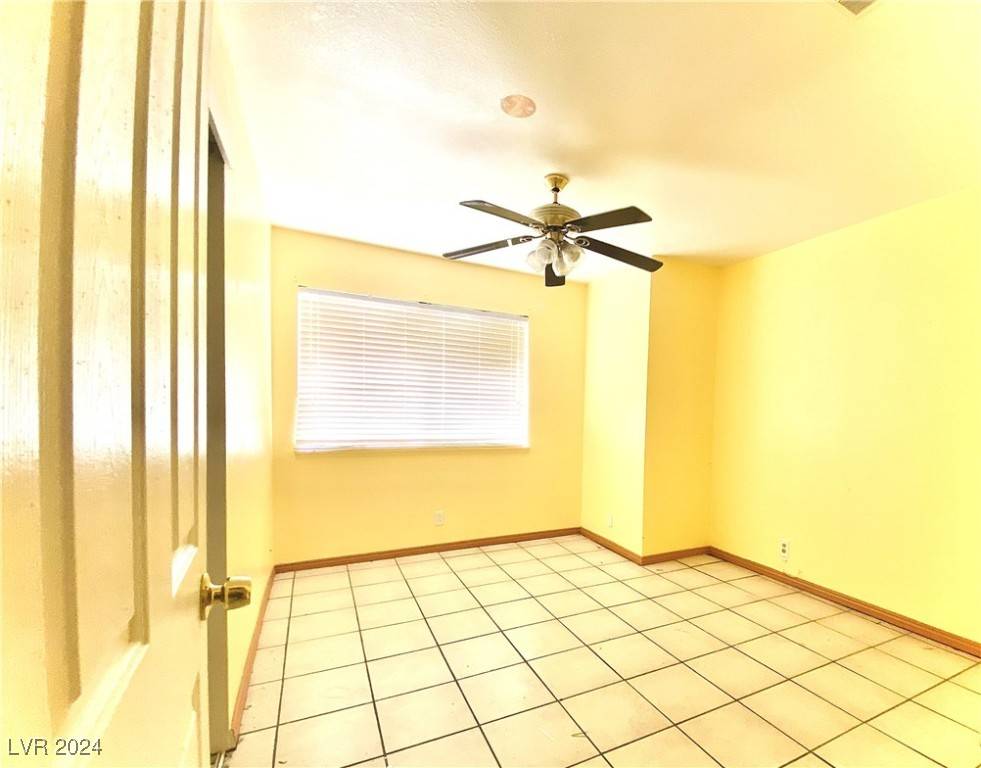 Las Vegas, NV 89146,5220 Del Rey AVE