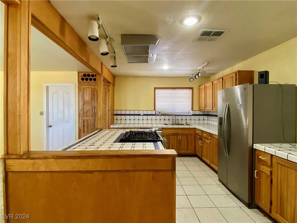 Las Vegas, NV 89146,5220 Del Rey AVE
