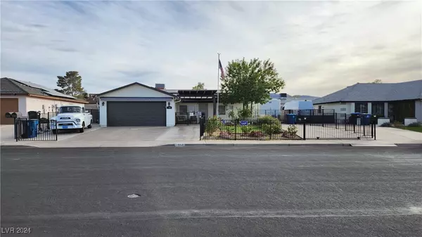 Henderson, NV 89011,540 E Rolly ST
