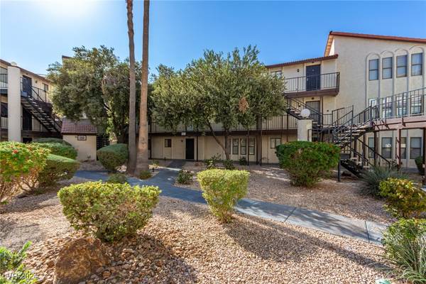 2080 Karen AVE #94, Las Vegas, NV 89169