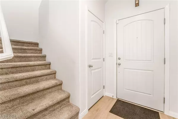 Las Vegas, NV 89148,8777 Candelabra CT