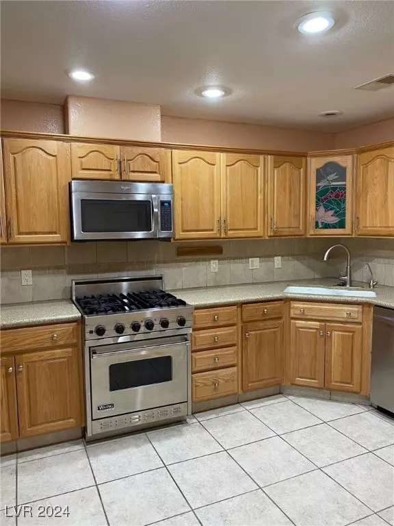 Laughlin, NV 89029,2208 Rugged Mesa DR