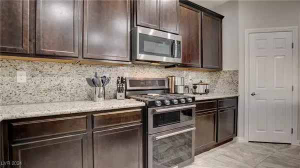 Henderson, NV 89012,132 Dunblane ST