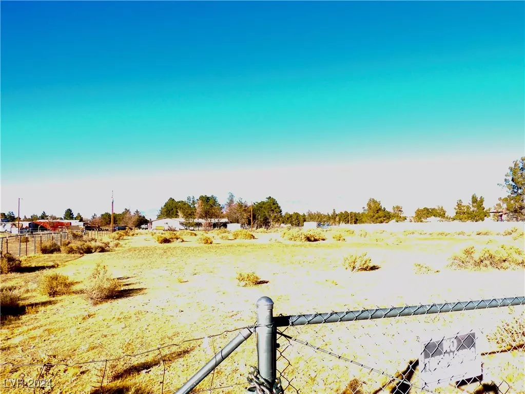 Pahrump, NV 89048,1580 Thousandaire BLVD