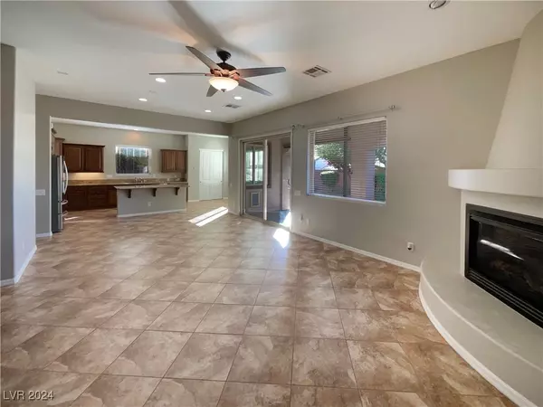 Henderson, NV 89044,2657 Paris Amour ST
