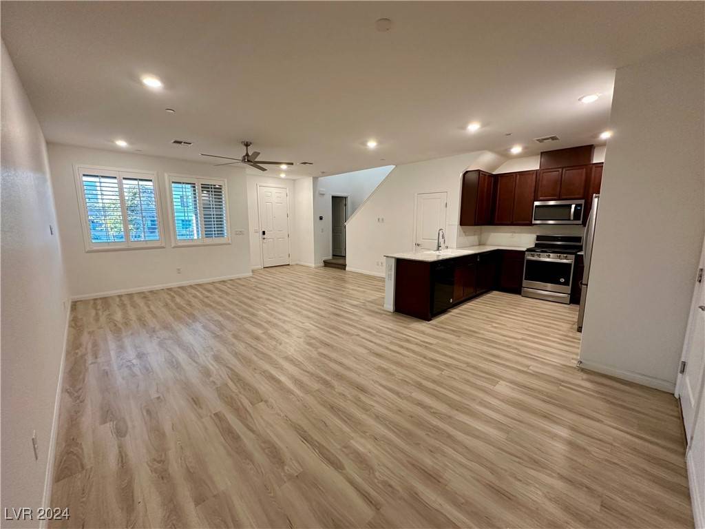 Henderson, NV 89044,3245 Montage DR