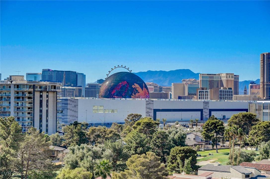 3111 Bel Air DR #10H, Las Vegas, NV 89109