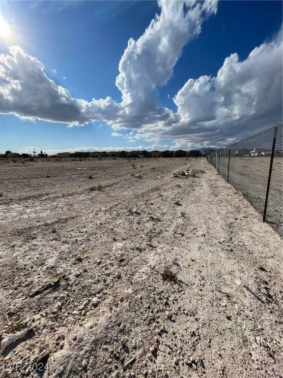North Las Vegas, NV 89030,Rossmoyne