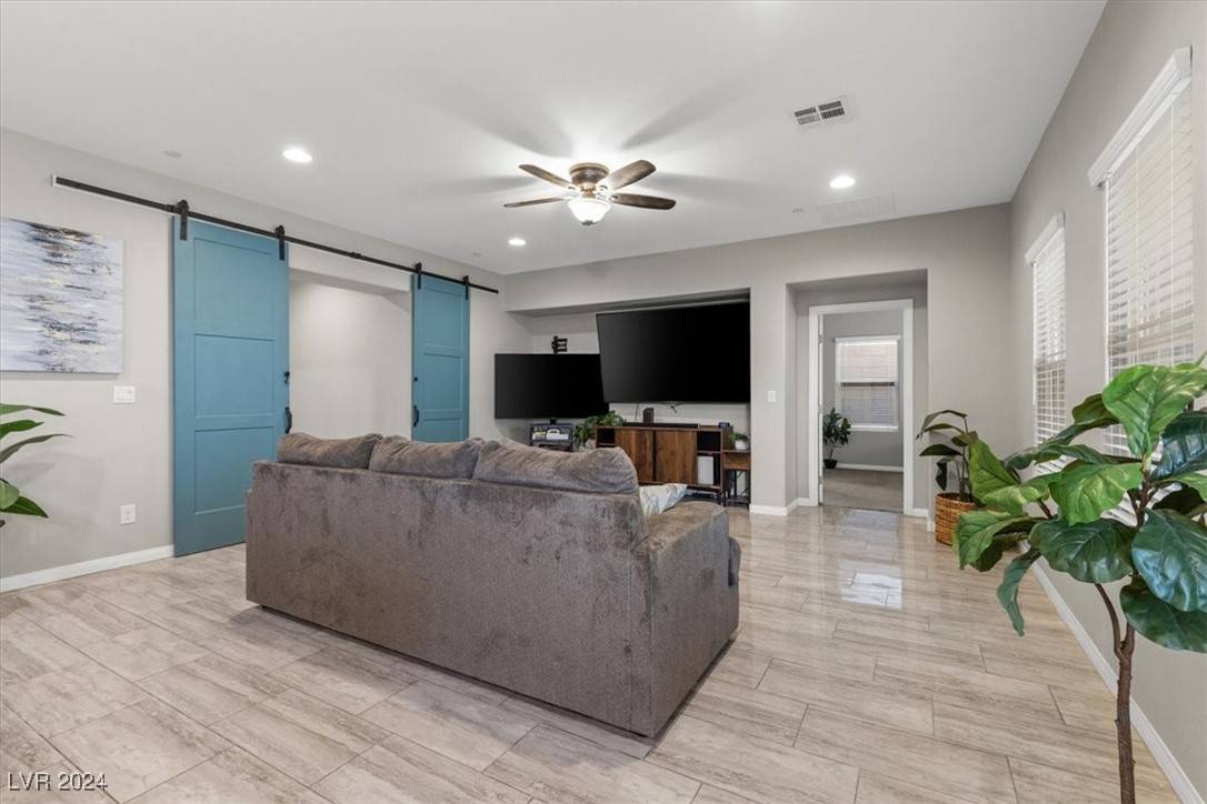 Henderson, NV 89011,963 Cutter ST