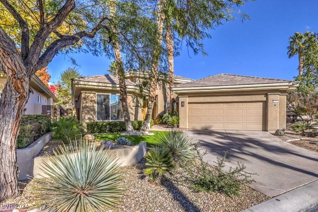 Las Vegas, NV 89144,525 Summer Mesa DR