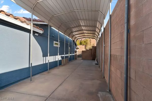 Henderson, NV 89012,108 Crescent Bay ST