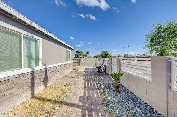 Las Vegas, NV 89106,310 Jackson AVE