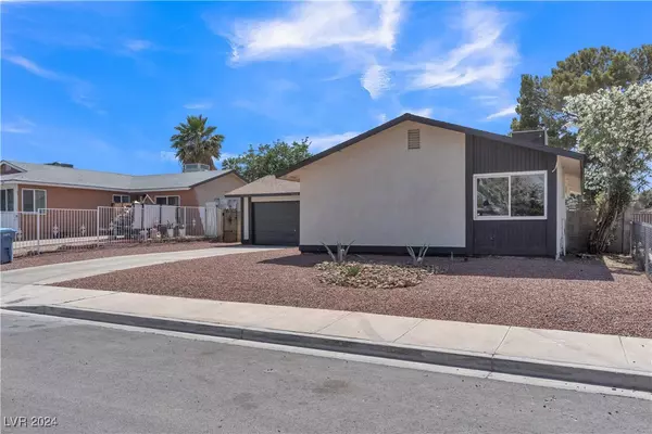 Las Vegas, NV 89122,5123 Savannah ST