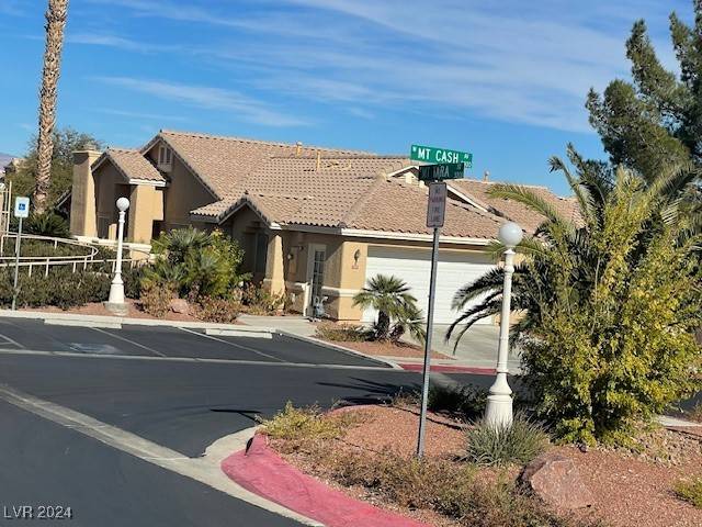 Las Vegas, NV 89129,9436 Mount Cash AVE #101