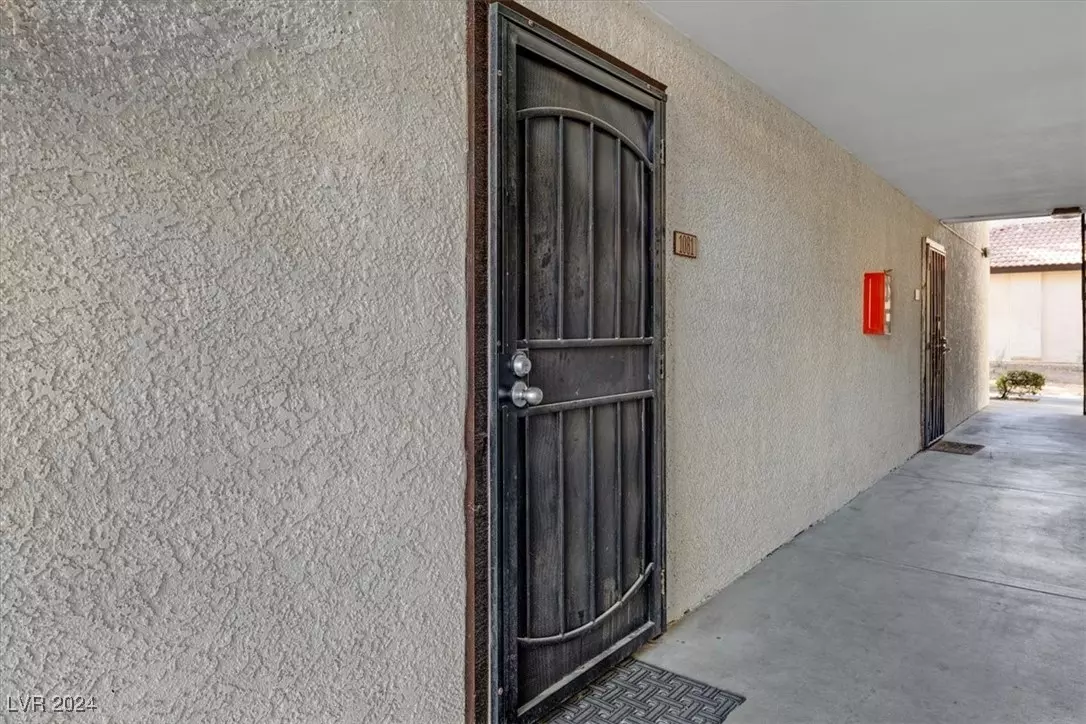 Las Vegas, NV 89108,2451 N Rainbow BLVD #1081