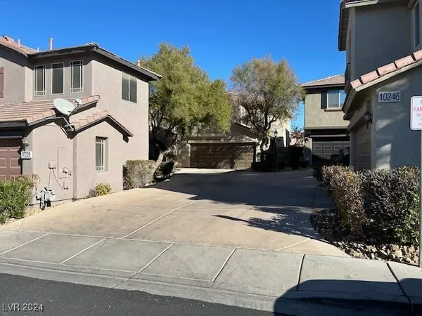 Las Vegas, NV 89183,10232 Keystone Pastures ST