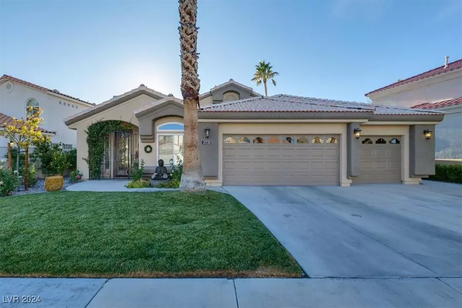 2721 Crystal Beach DR, Las Vegas, NV 89128