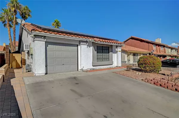 Las Vegas, NV 89107,6724 Reggie CIR