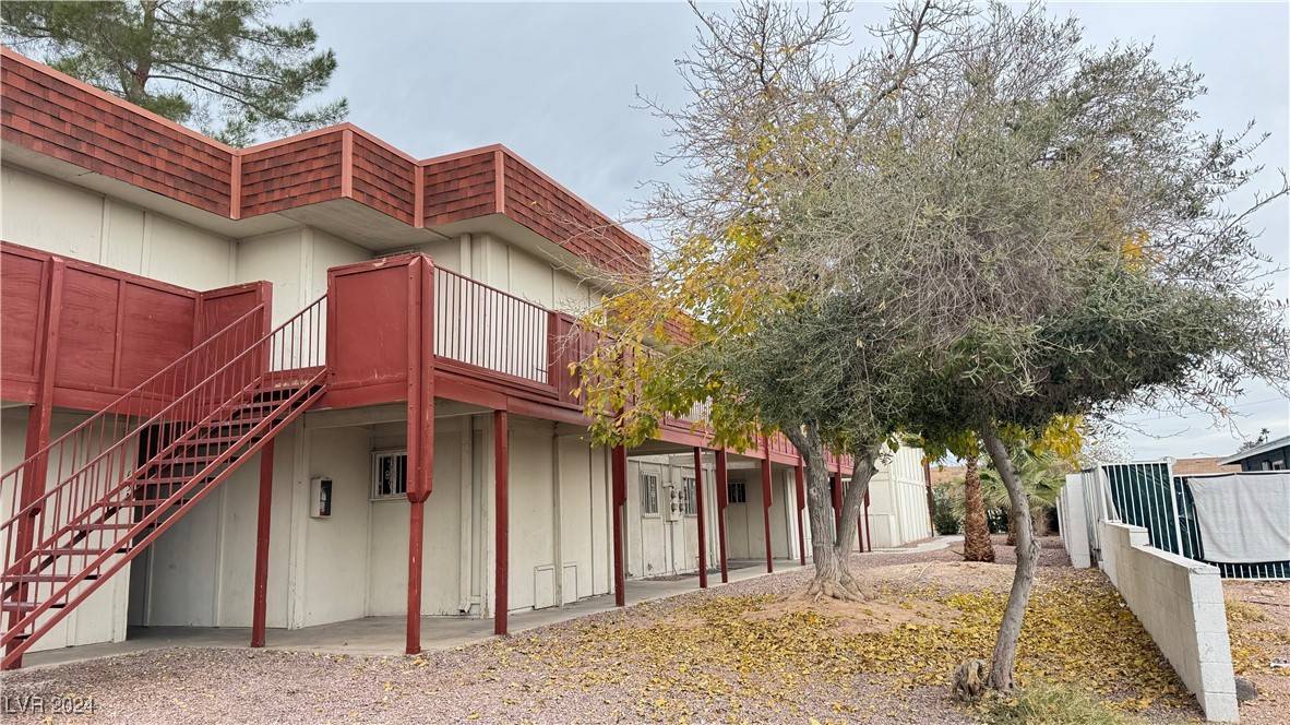 Las Vegas, NV 89119,5324 Swenson ST #60