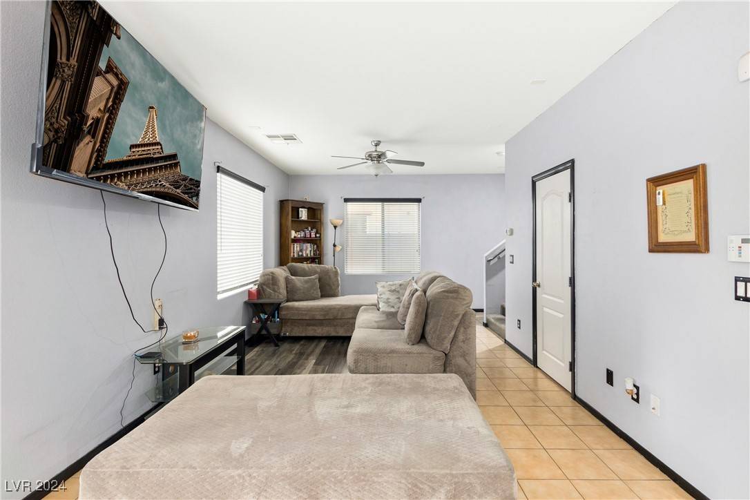 Henderson, NV 89011,649 Taliput Palm PL