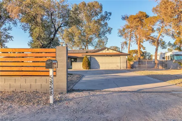 Las Vegas, NV 89146,5858 El Parque AVE