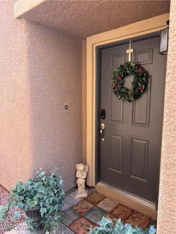 Las Vegas, NV 89166,10753 Cather AVE