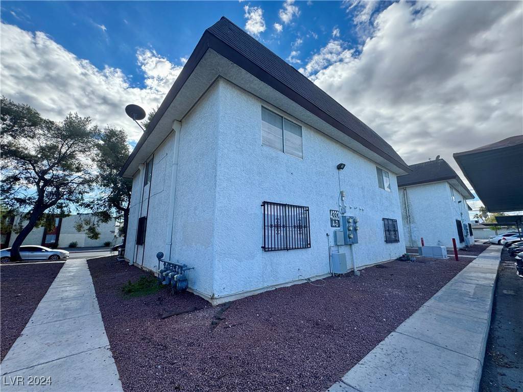 4332 Tara AVE #2, Las Vegas, NV 89102