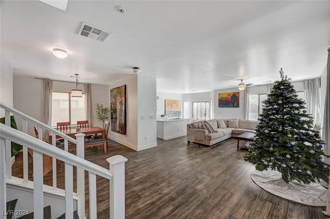 Las Vegas, NV 89129,4727 Sweeping Glen ST