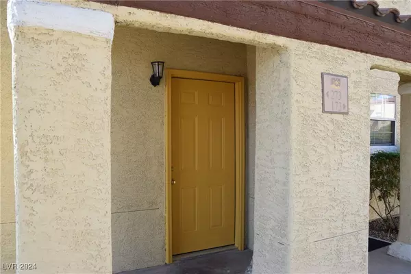 Las Vegas, NV 89108,2801 N RAINBOW BLVD #273