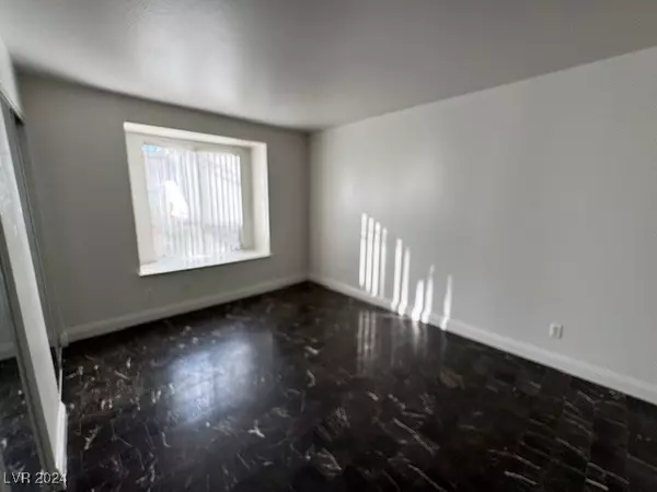 Las Vegas, NV 89145,7300 PIRATES COVE RD #1065